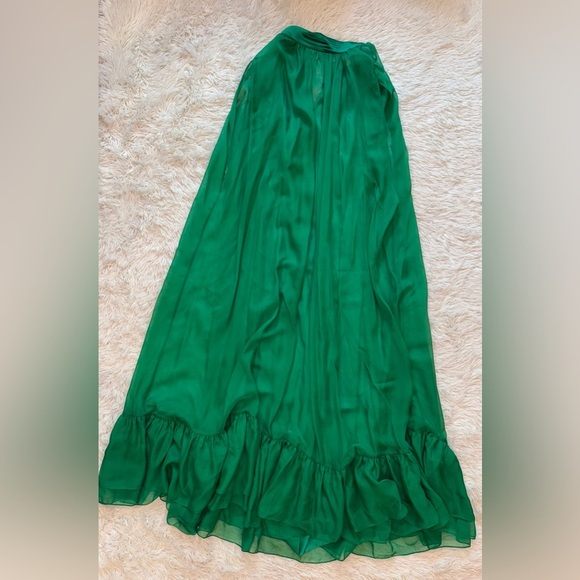 NEW ALICE + OLIVIA Lanelle Maxi Cape Dress in emerald green Chiffon Sz M - Picture 4 of 9